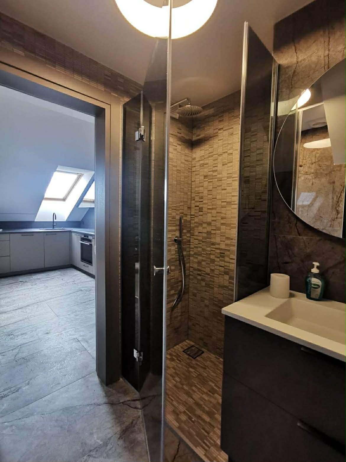 ARUNA GROUP projekt b8c07a74-cede-4a48-a0d3-4ccd235af5ad
